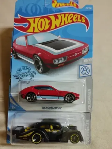 2 Hot Wheels Retro 