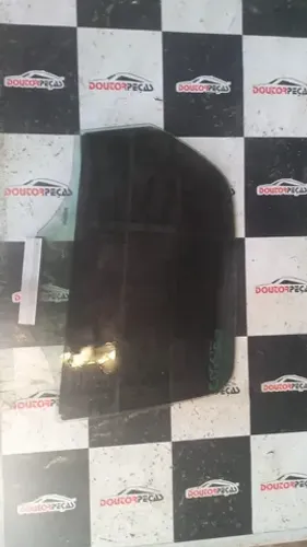 Vidro porta Traseira Direita Chevrolet Corsa Frente Montana