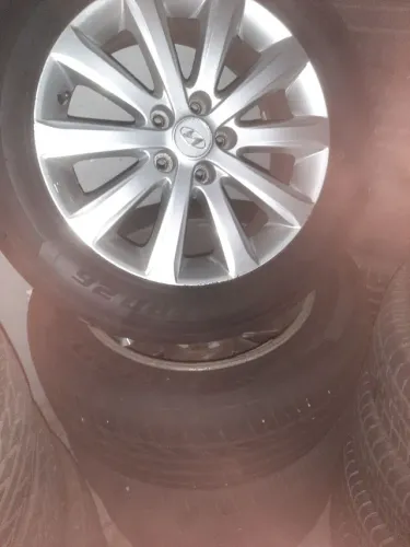 Roda aro 17 Hyundai Azera prata com pneu 235 55 17 jogo 5x114