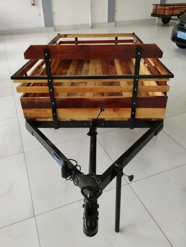 Carreta fazendinha 2,00X1,20X0,40CM Okm