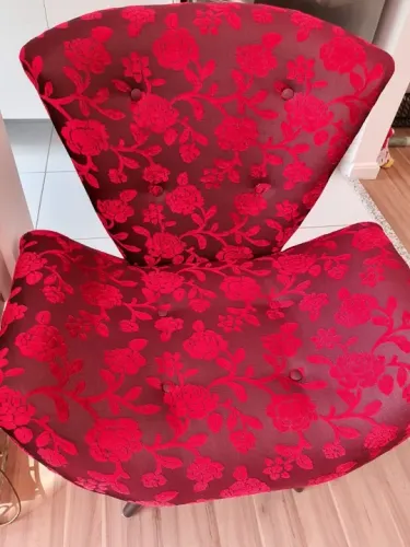 Banqueta Estofada Vermelha