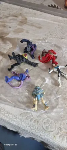 Bonecos - Diversos Modelos vendo unidades