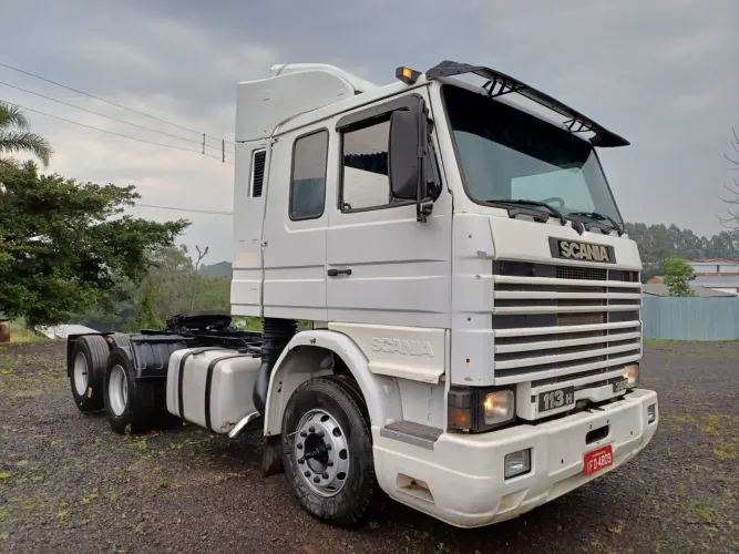 Scania 113 , 3 eixo