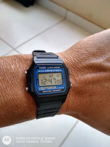 Casio F 105 Illuminator