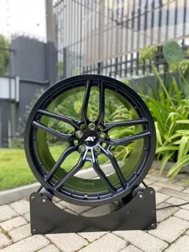 Rodas Audi R8 Preto Fosco Forged 5x112 - 20x8,5 e 20x11