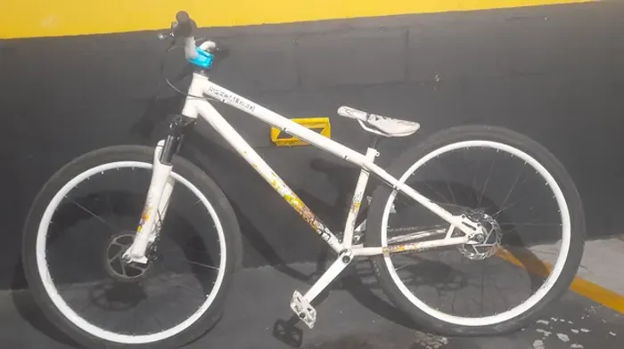 BICICLETA SPECIALIZED P1 