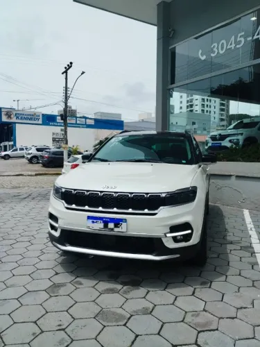 Jeep Commander Limited T270 1.3 TB Flex AUT 2023