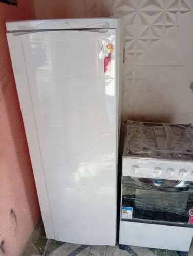Kit Fogão e Geladeira em excelente estado