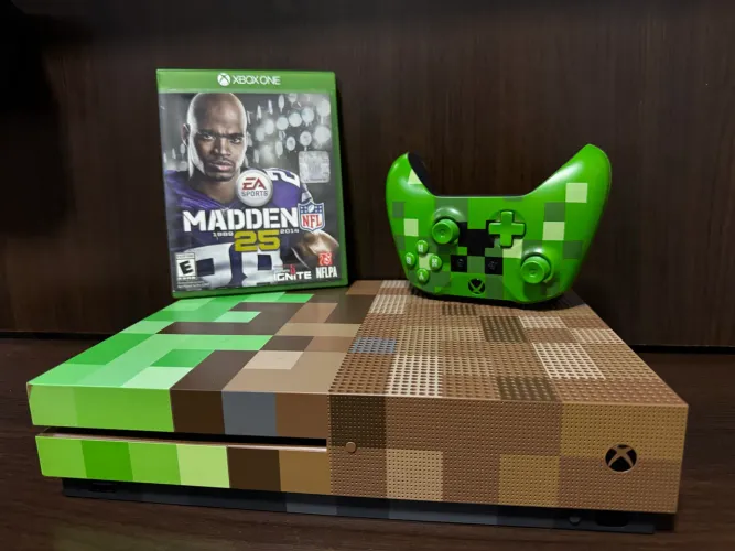 Xbox One S 1TB  Edição Minecraft 
