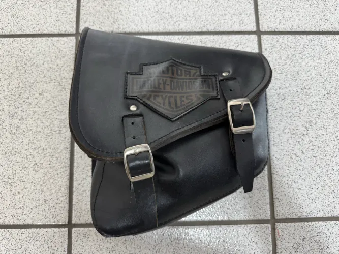 Alforge Bolsa em Couro Harley Softail