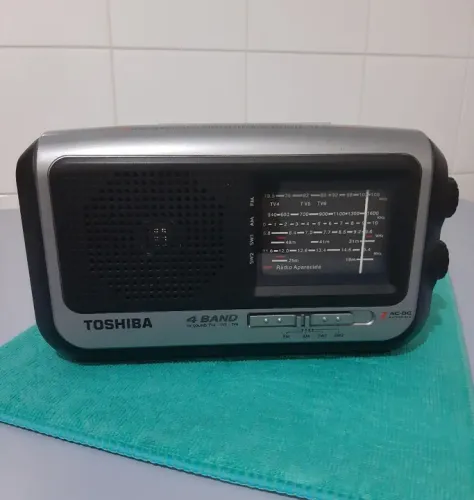 Rádio toshiba TR 449 SP