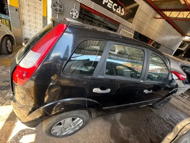 Ford Fiesta para desmonte! SR Peças usadas!
