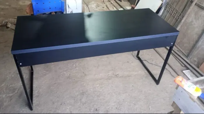 promoção mesa industrial preta (temos várias unidades) - frete grátis