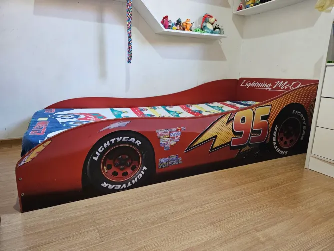 Cama infantil solteiro tema carros