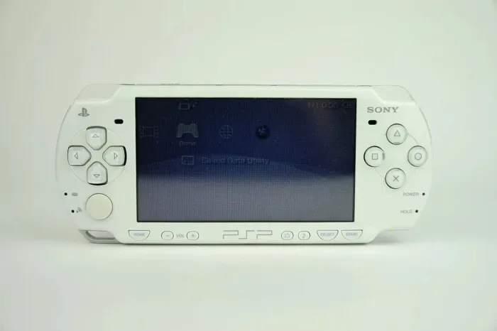 PSP 2000 Branco Perola