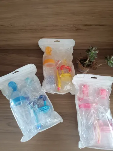 Kit De Alimentação Do Bebê 8 em 1 Em Silicone Colher Dosadora Colher Chupeta Escova 