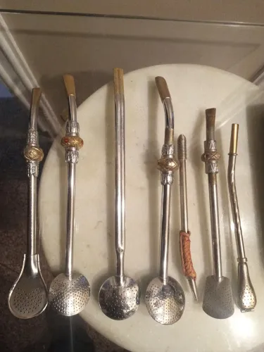 Lote de utensílios chimarrão e abridores vinho