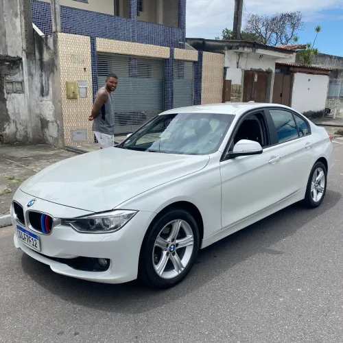 BMW 320I A 2.0 Turbo/activeflex 16V 184cv 4P 2013
