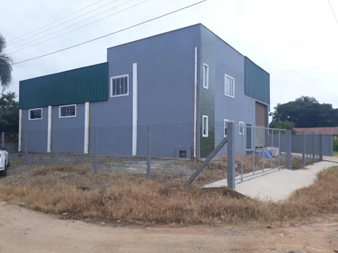 Aluga-se Galpão Araquari 