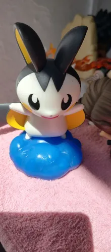 boneco pokémon emolga