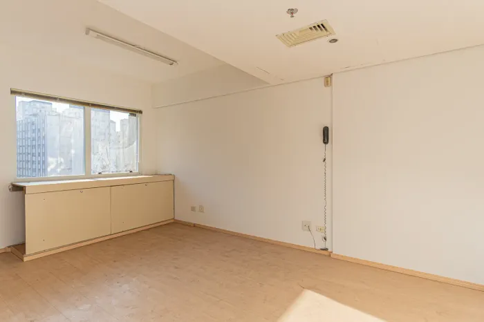 Imóvel para aluguel possui 28 metros quadrados em Liberdade - São Paulo - SP