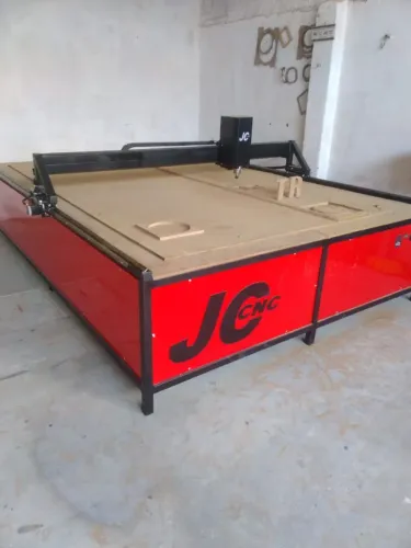 Router CNC - Máquina de Corte e Gravação de Alta Precisão