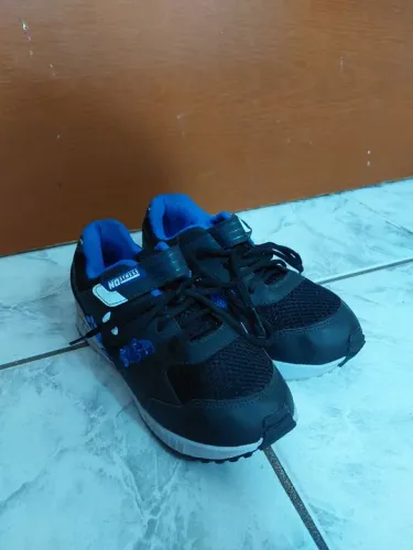 Tênis Masculino Preto e Azul