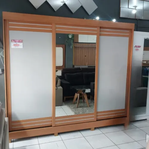 Roupeiro Grande Novo - guarda roupa casal - Roupeiro bem espaçoso