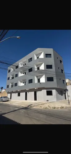 PRÉDIO NOVO TOP DE ESQUINA COM 12 APARTAMENTOS TODOS COM VARANDA