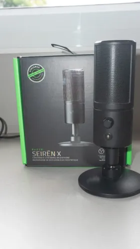 Microfone Gamer Razer Seiren X