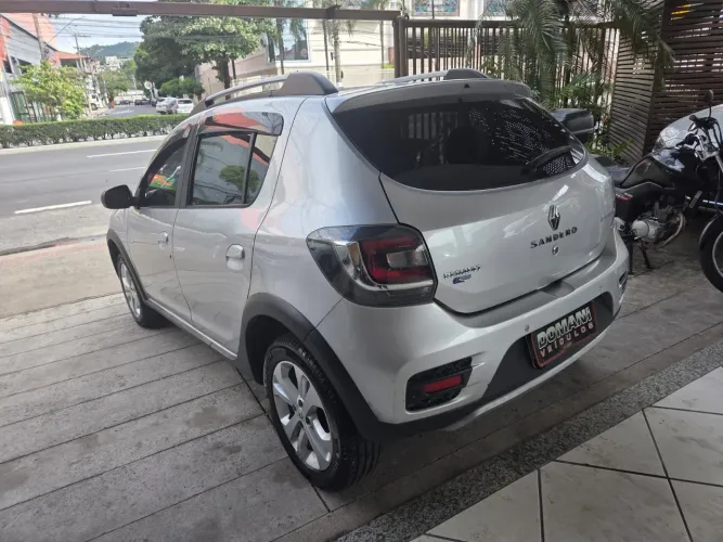 SANDERO STAPWAY 2016 AUTOMATICO