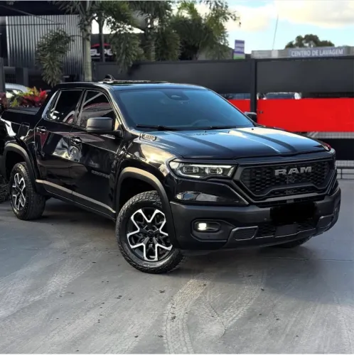 RAM Rampage Rebel 2.0 Turbo Gasolina 2024 272cv Emplacado até agosto de 2026