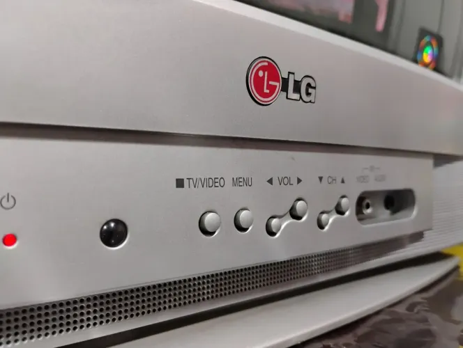 TV LG 21 POLEGADAS NOVÍSSIMA