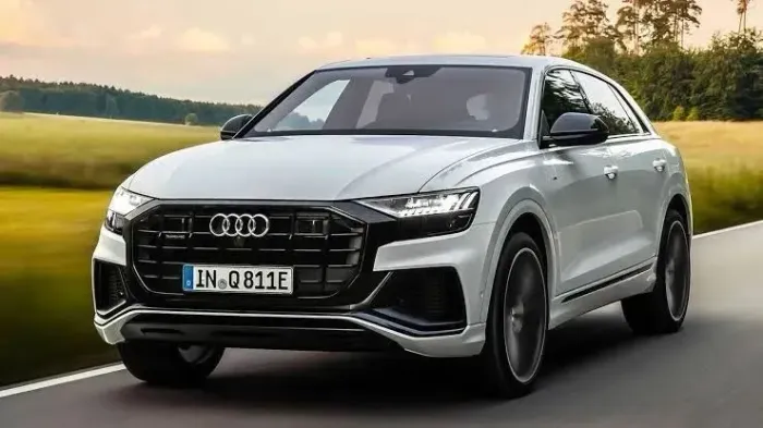 Sucata audi q8 2020