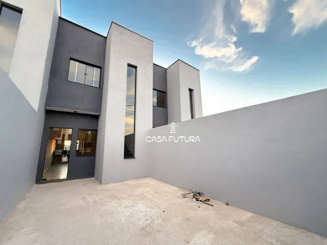 Casa com 2 dormitórios à venda, 60 m² por R$ 345.000,00 - Bairro de Fátima - Barra do Pira