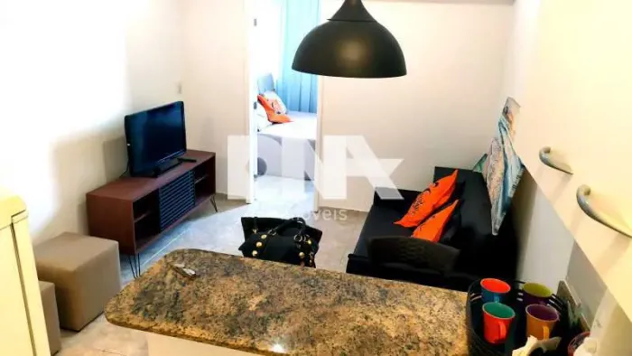 Kitnet/Conjugado : / Residencial / Copacabana
