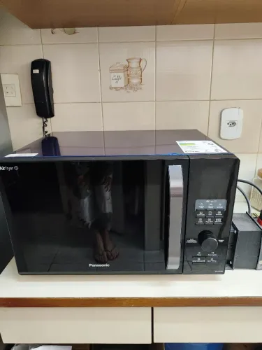 Micro-ondas Panasonic Air Fryer 220 +Transformador de 220 para 110