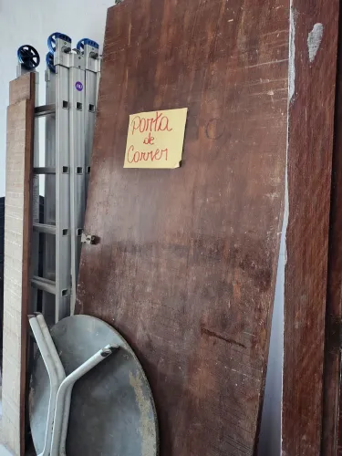 Porta paraná de correr 2,10 x 0,90