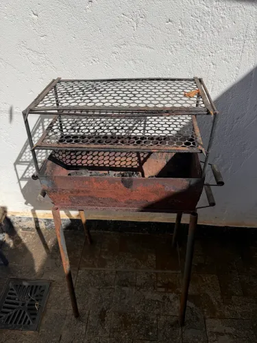 Churrasqueira usada