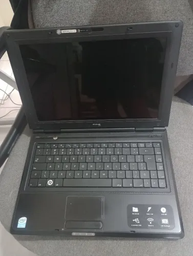 Notebook CCE (PARA APROVEITAR AS PEÇAS)