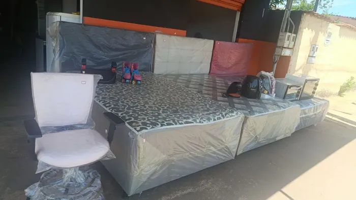 Vendo um pregão de móveis completo