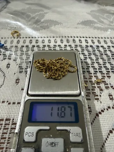 Vendo cordão de ouro