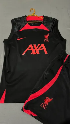 conjunto de time liverpool