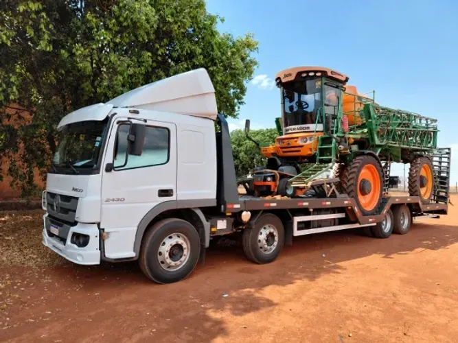 MERCEDEZ ATEGO 2430 -COM PLATAFORMA AGRICOLA - PRONTO PARA TRABALHAR 