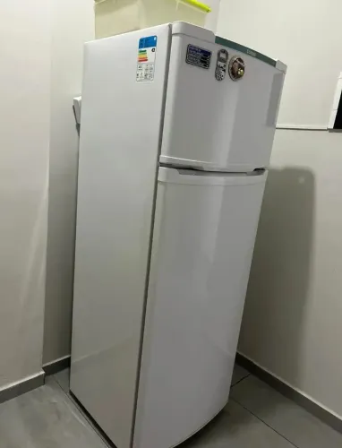 Geladeira Consul 360 litros semi nova
