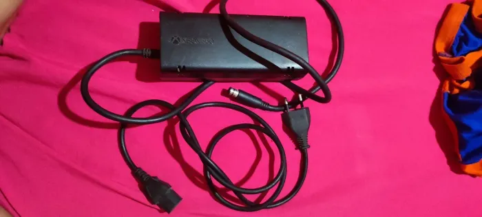 Fonte Xbox 360 super slim