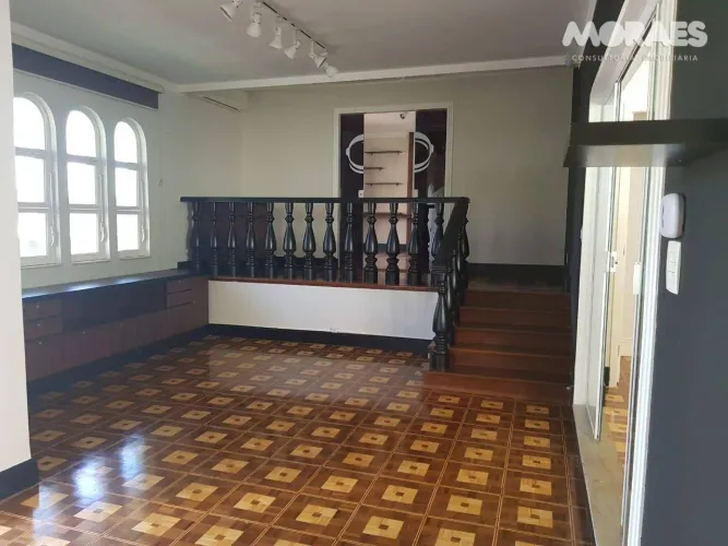 Casa com 4 quartos para alugar, 350 m² por R$ 7.500/mês - Vila Nova Cidade Universitária -