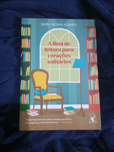 Livro A Lista de Leitura para Corações Solitários - Sara Nisha Adams
