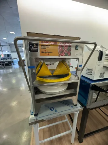 Abridor de massa pizza ate 50cm Skymsen nova