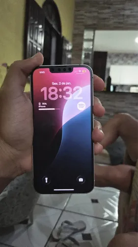 iPhone 13